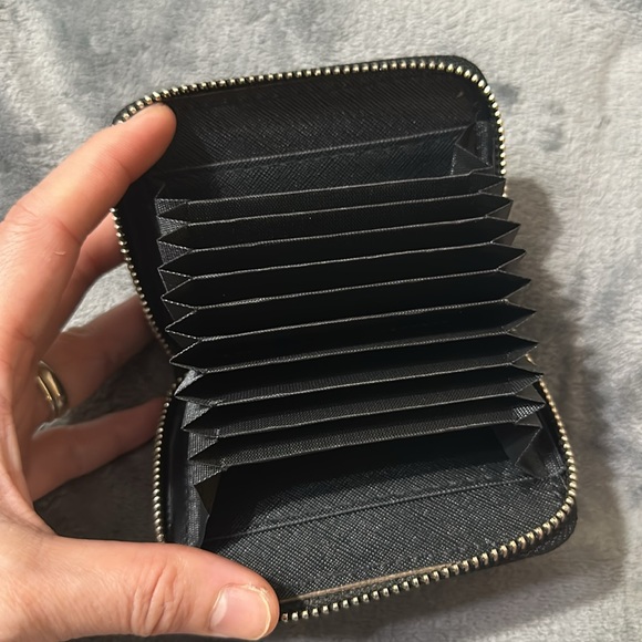 Card Holder - Picture 4 of 4